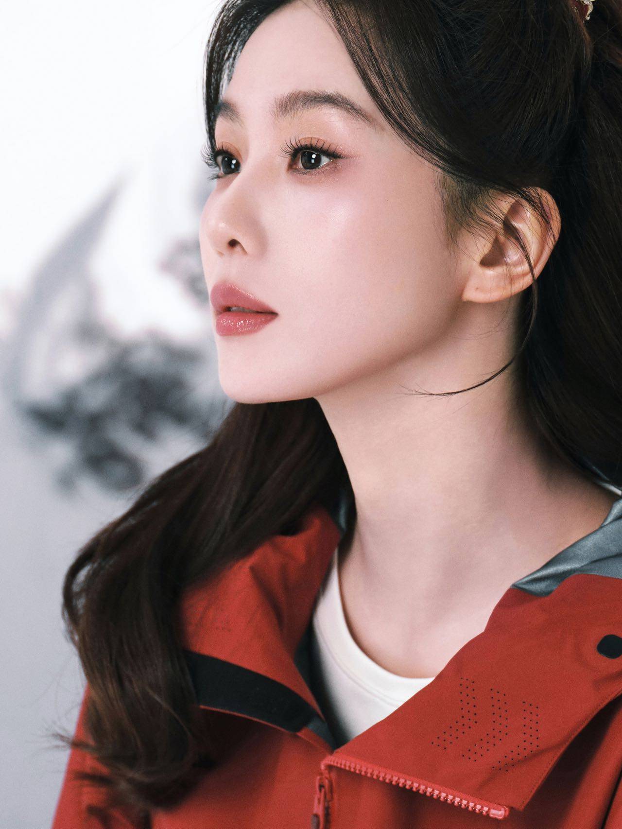 现名场面！女大装扮+宠粉送咖啡双向心动PG麻将胡了2模拟器刘诗诗北京活动再(图2)